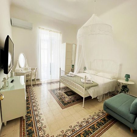 Bari Centro Harmony House Hotel Kültér fotó
