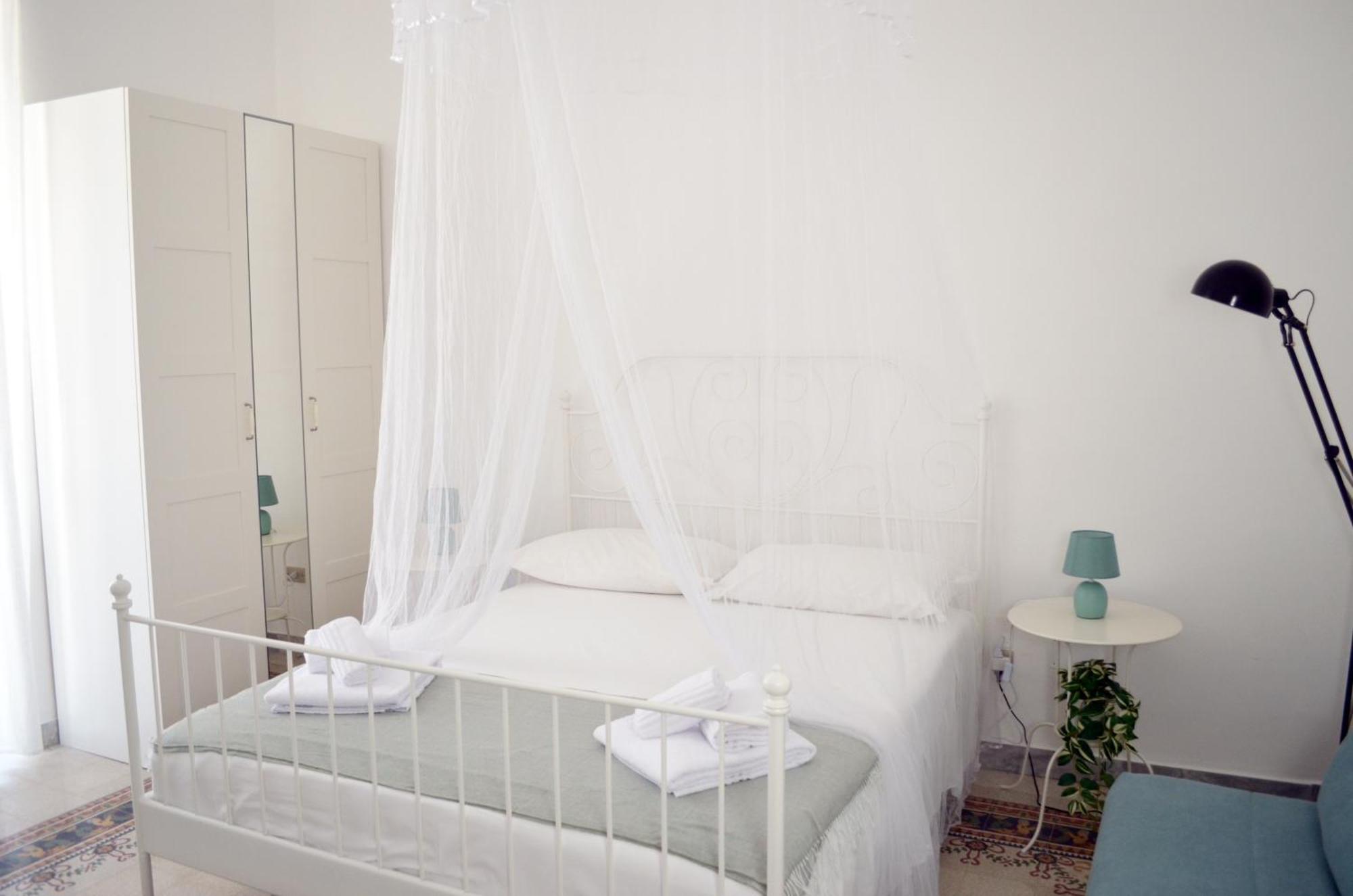 Bari Centro Harmony House Hotel Kültér fotó